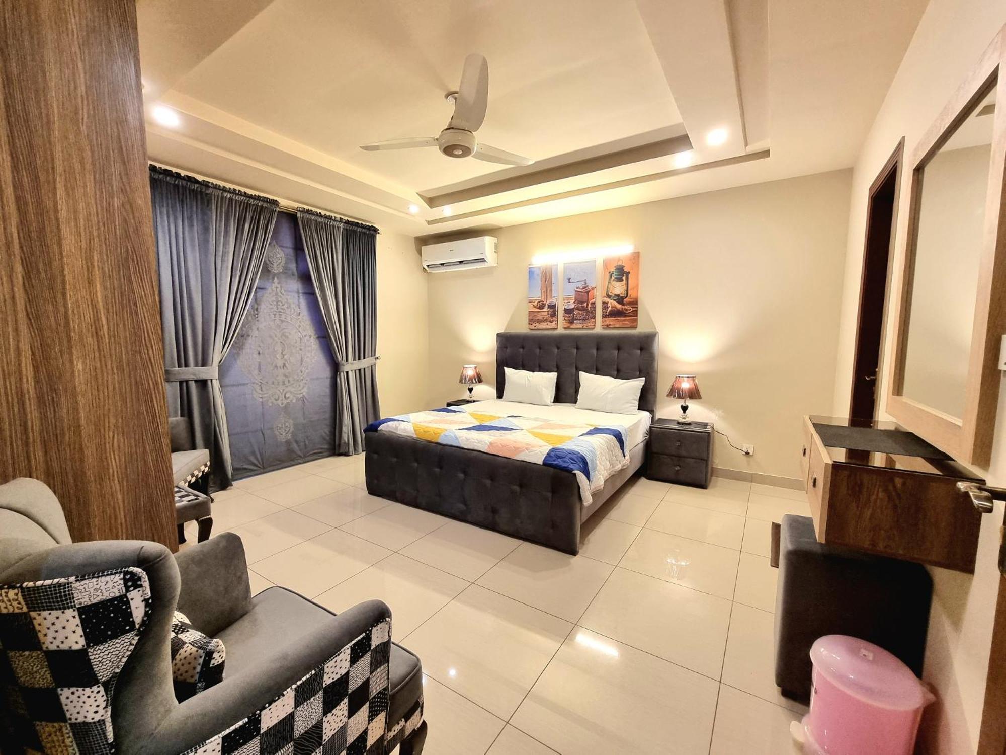 Luxurious Landing Apartments&Suites Bahria Town Rawalpindi Zimmer foto