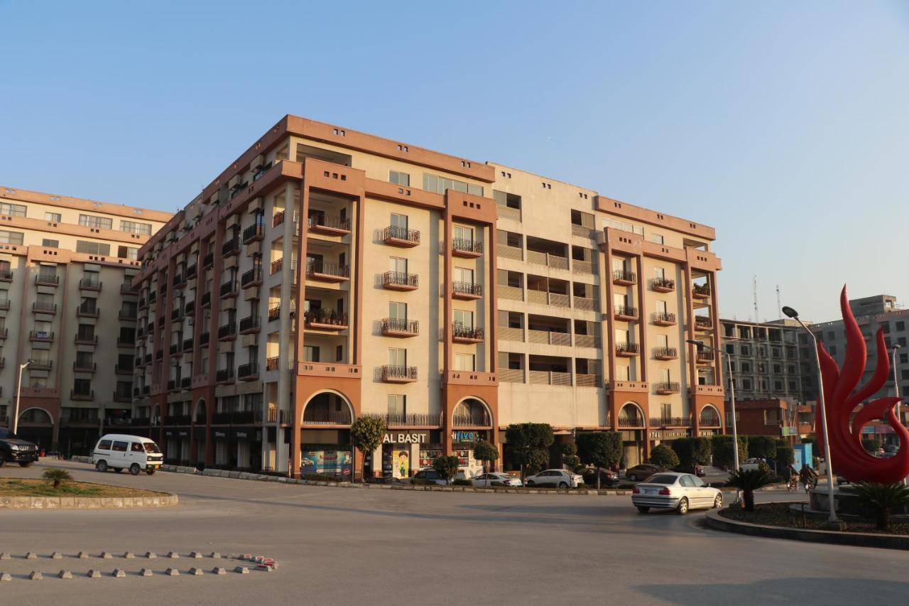 Luxurious Landing Apartments&Suites Bahria Town Rawalpindi Exterior foto